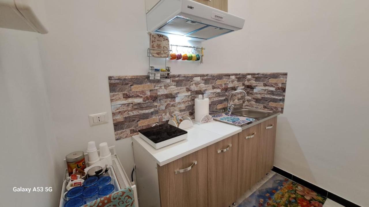 Aurora E Dad Naples Center B&B المظهر الخارجي الصورة