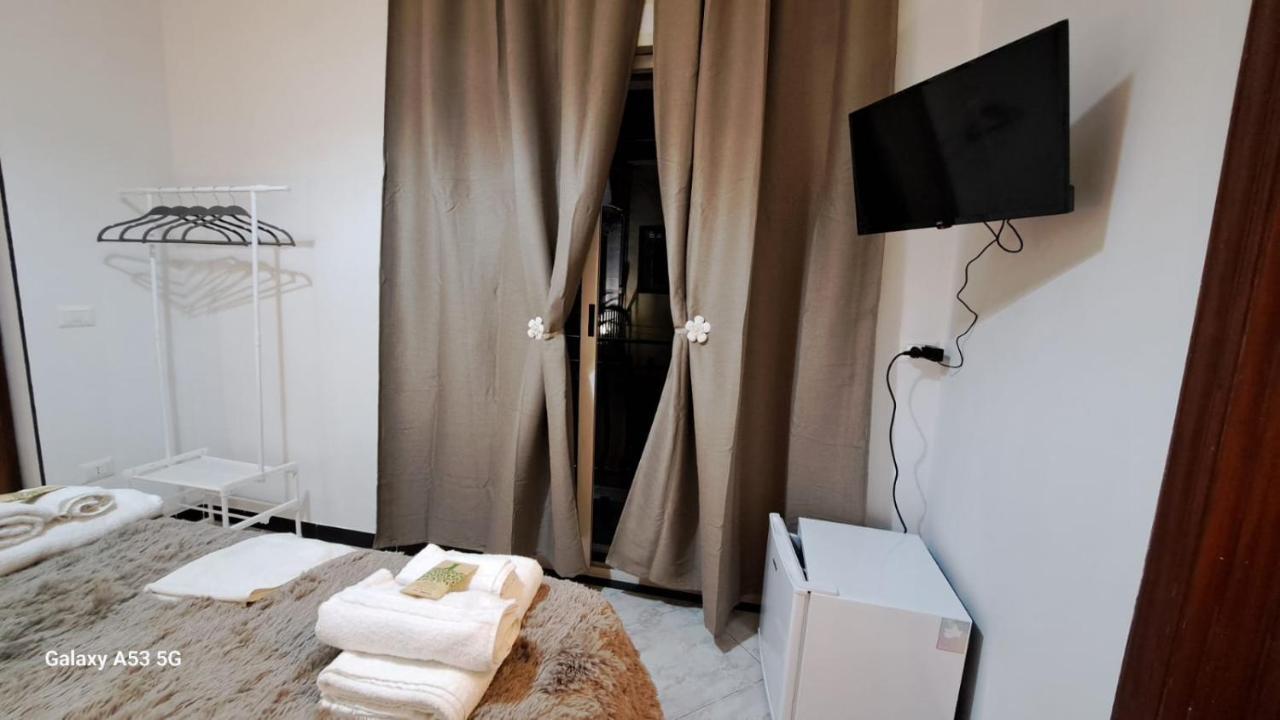 Aurora E Dad Naples Center B&B المظهر الخارجي الصورة