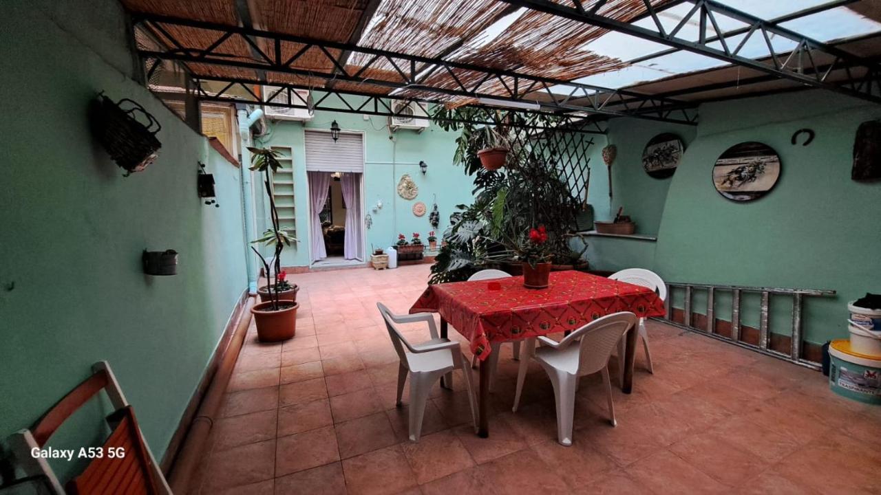 Aurora E Dad Naples Center B&B المظهر الخارجي الصورة